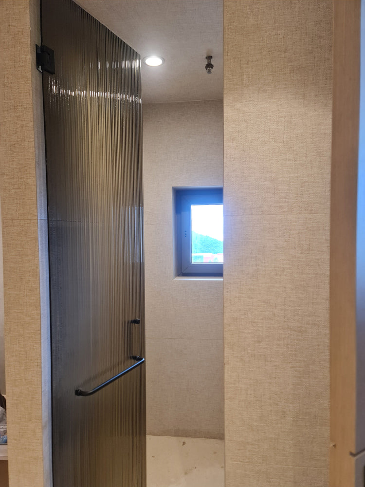 shower hinged