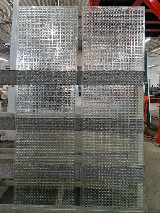 GRILIA Glass Pendant Lamp | Handcrafted Grid-Texture Glass Light