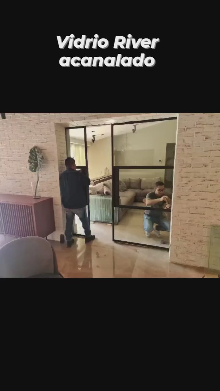 SE Project | Custom Architectural Glass Installation